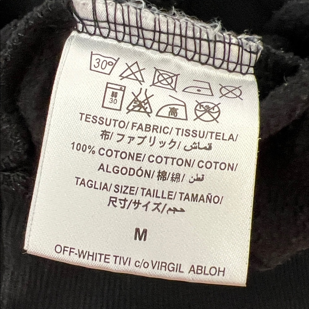 Off-White Hoodie - image 4